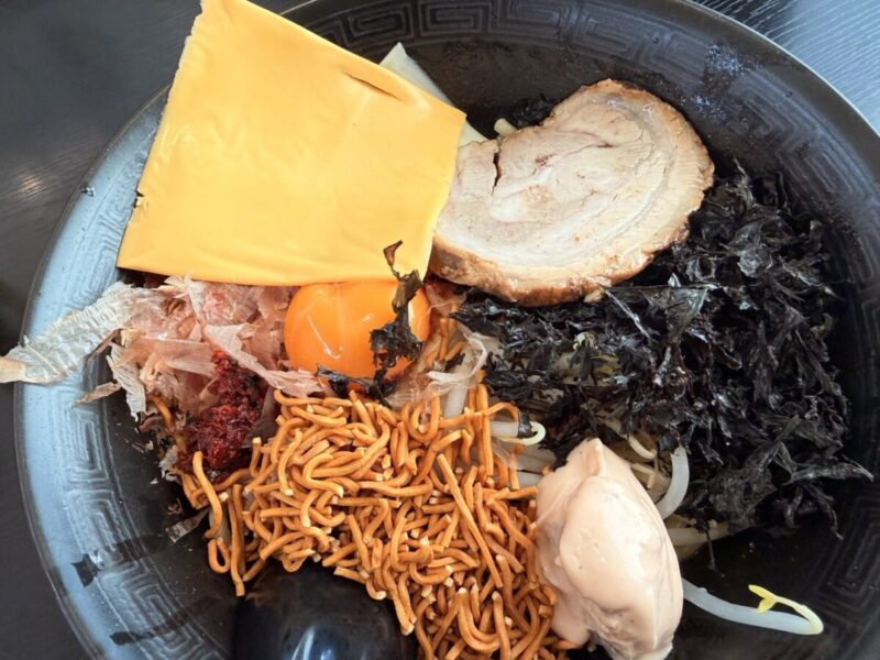 【ｼﾞｬﾝｷｰまぜそばにはﾁｰｽﾞﾄｯﾋﾟﾝｸﾞ必須】秋田市の不動産、新築住宅、新築一戸建てならプライムハウスにお任せ！　須田唯斗