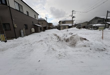 秋田市仁井田新田一丁目 B区画
