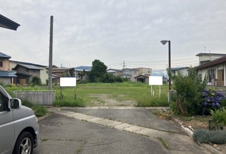 湯沢市清水町三丁目2-13