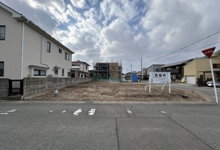 秋田市仁井田本町二丁目147番2 A区画