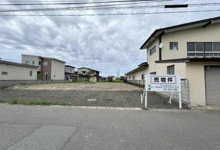 秋田市牛島東一丁目（B区画）