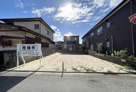 秋田市泉南一丁目153番 A区画