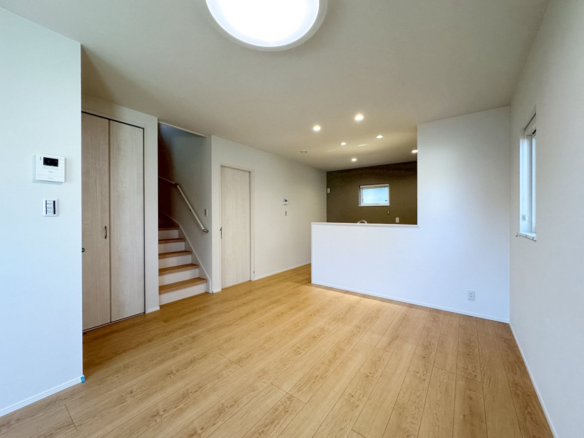 同仕様写真【リビング】