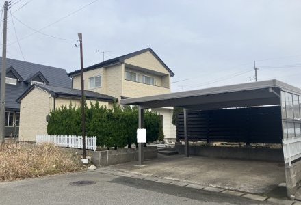 潟上市天王字江川　中古戸建