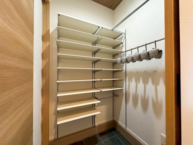 ■シューズクローク