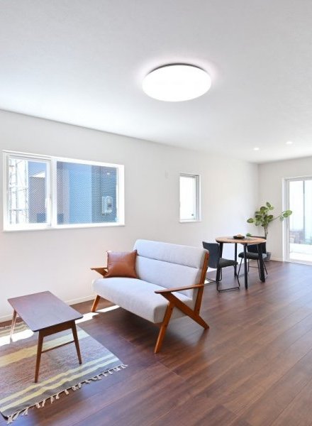 ブラウンで統一した大人シックな住まい