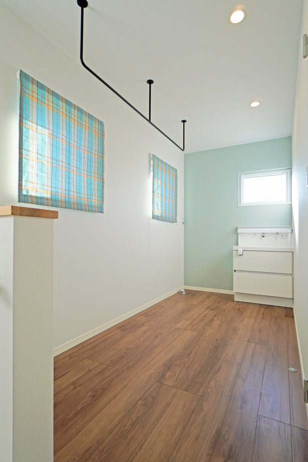 2F ランドリースペース